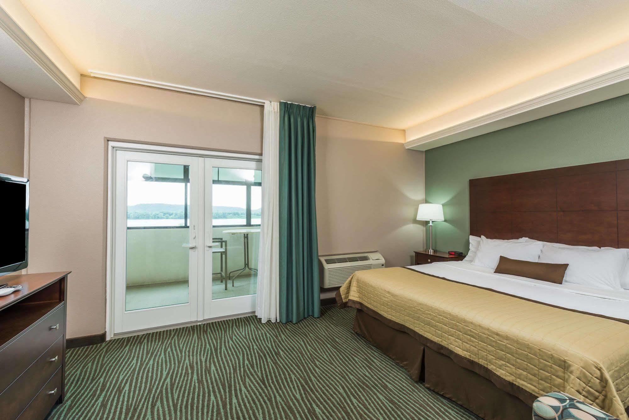 מלון Baymont By Wyndham Bellevue מראה חיצוני תמונה