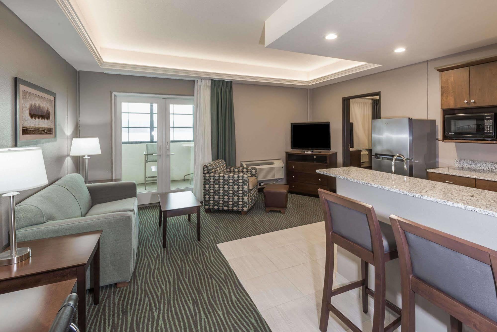 מלון Baymont By Wyndham Bellevue מראה חיצוני תמונה
